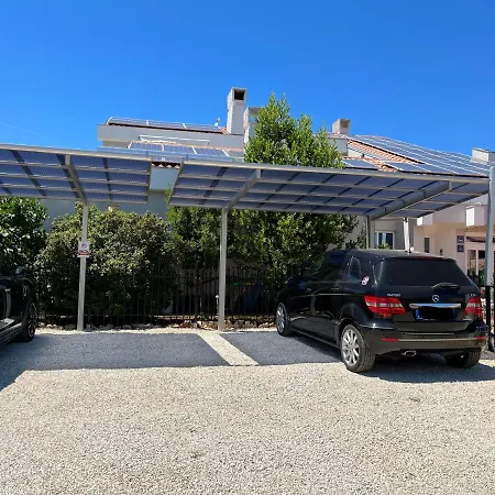 Azur Pearl With Free Ev Ch-station Lägenhet