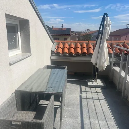 Azur Pearl With Free Ev Ch-station * Valbandon