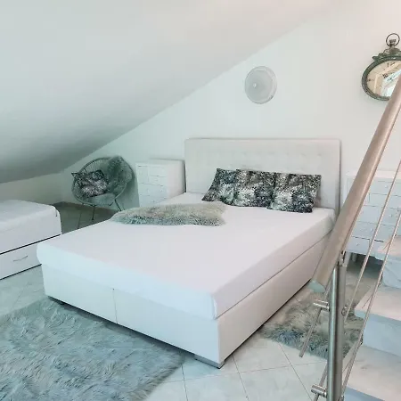 Azur Pearl With Free Ev Ch-station דירה *