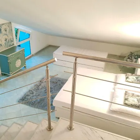 Azur Pearl With Free Ev Ch-station Valbandon