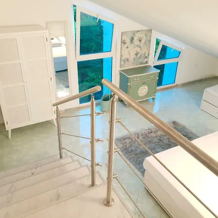 Azur Pearl With Free Ev Ch-station