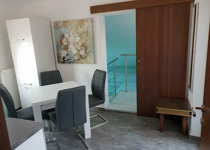 Azur Pearl With Free Ev Ch-station Apartament *
